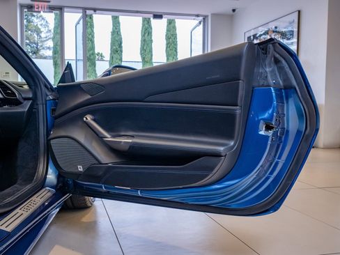 Used 2017 Ferrari 488 Spider image 21