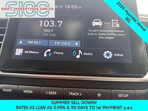 Used 2025 Hyundai Venue SEL FWD image 16