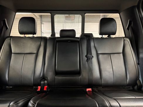 Used 2021 Ford F350 Lariat image 15
