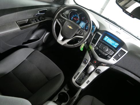Used 2012 Chevrolet Cruze Eco FWD image 9