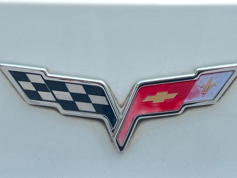 Used 2011 Chevrolet Corvette Coupe w/ 1LT RWD image 44