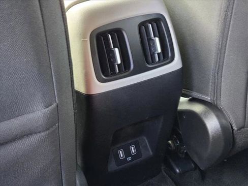 Used 2024 Hyundai Tucson SEL image 16