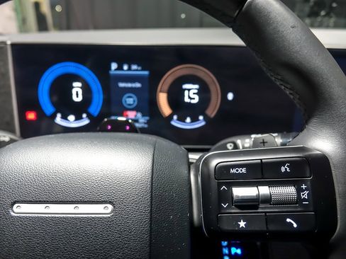 Used 2024 Hyundai Santa Fe XRT image 22