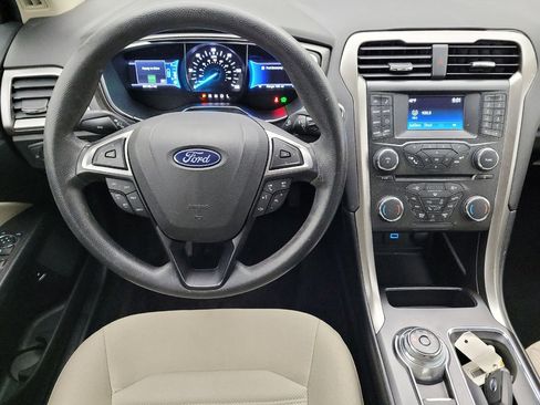 Used 2018 Ford Fusion S image 22