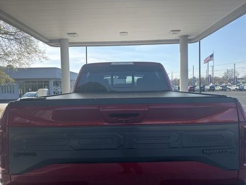 Used 2018 Ford F150 Raptor w/ Equipment Group 802A Luxury image 4