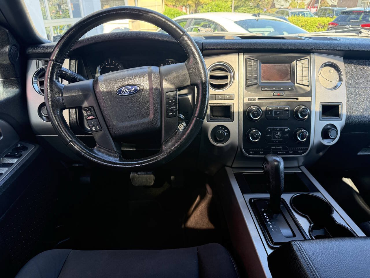 Used 2017 Ford Expedition EL XLT AWD/4WD image 12