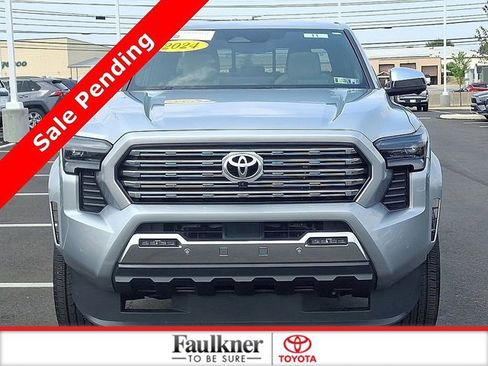 Used 2024 Toyota Tacoma Limited image 2