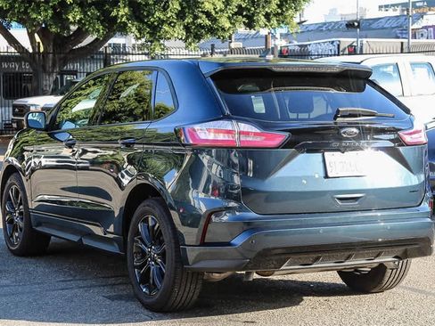 Used 2023 Ford Edge SE w/ Black Appearance Package image 8