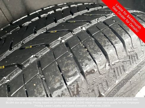 Used 2023 Chevrolet Traverse LT image 14