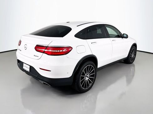 Used 2019 Mercedes-Benz GLC 300 4MATIC Coupe image 9