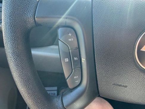 Used 2011 Chevrolet Silverado 1500 W/T RWD image 19