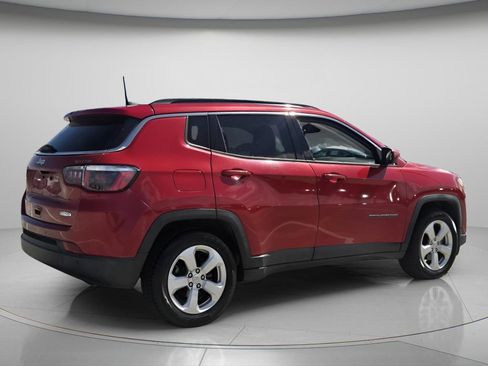 Used 2019 Jeep Compass Latitude w/ Safety & Security Group FWD image 7