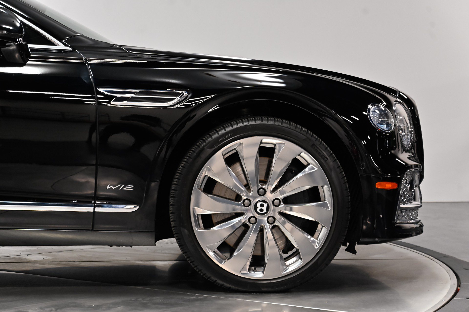 Used 2020 Bentley Flying Spur W12 AWD/4WD image 21