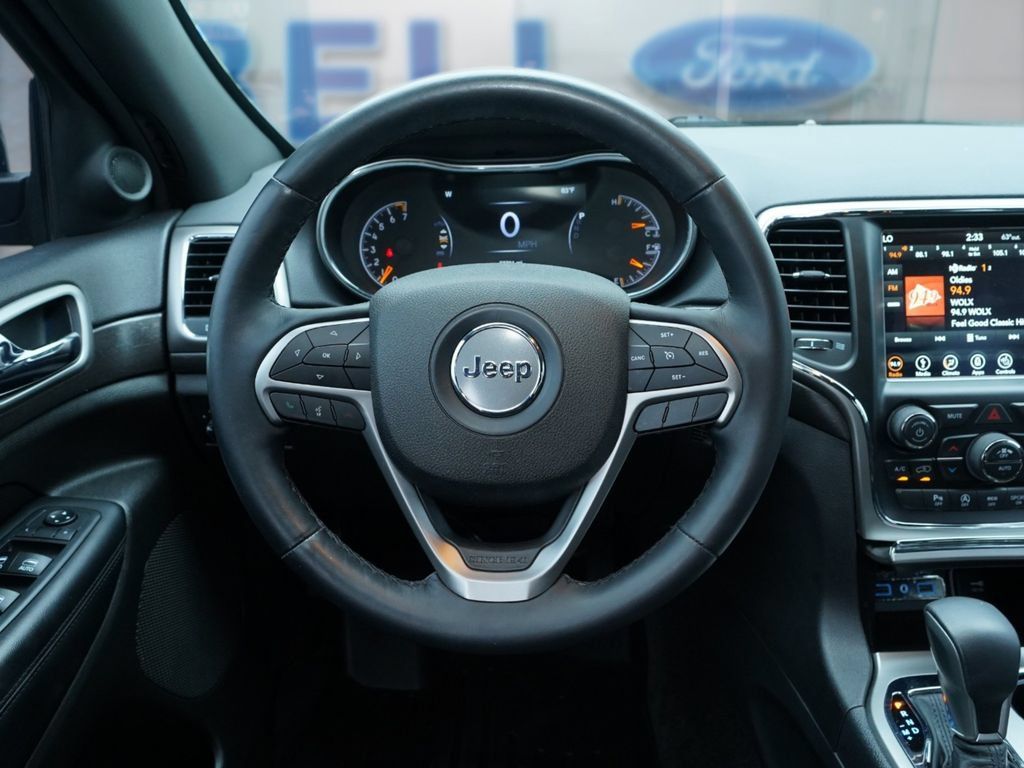 Used 2018 Jeep Grand Cherokee Altitude AWD/4WD image 27