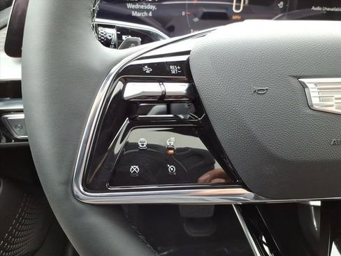 New 2026 Cadillac Lyriq Luxury w/ LPO, Floor Liner Package image 34