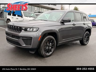 New 2026 Jeep Grand Cherokee Altitude