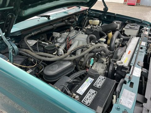 Used 1996 Ford F150 2WD Regular Cab image 49