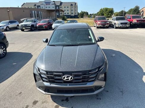 Used 2026 Hyundai Tucson SE FWD image 19