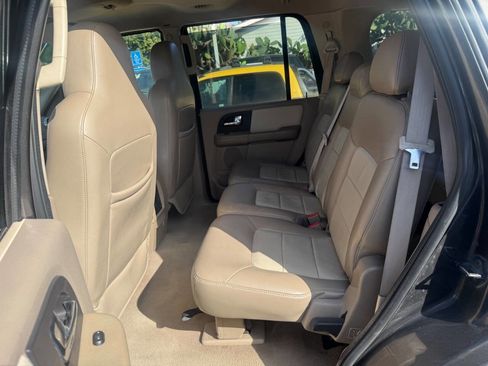 Used 2005 Ford Expedition Eddie Bauer RWD image 9