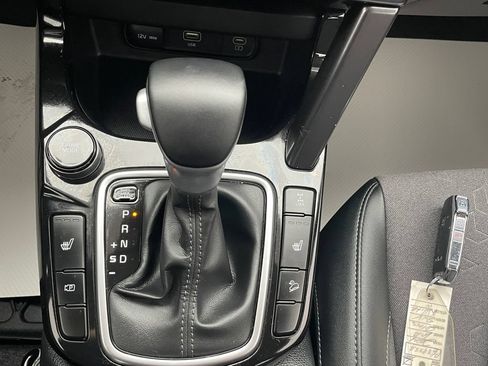 Used 2024 Kia Seltos S AWD/4WD image 31