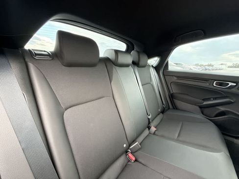 Used 2025 Honda Civic Sport image 26