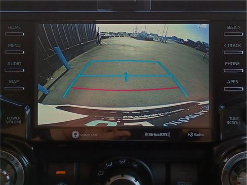 Used 2024 Toyota 4Runner TRD Off-Road image 18