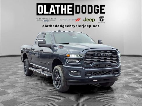 New 2026 RAM 2500 Big Horn AWD/4WD image 28