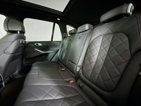 Used 2024 BMW X5 xDrive40i w/ Premium Package image 26