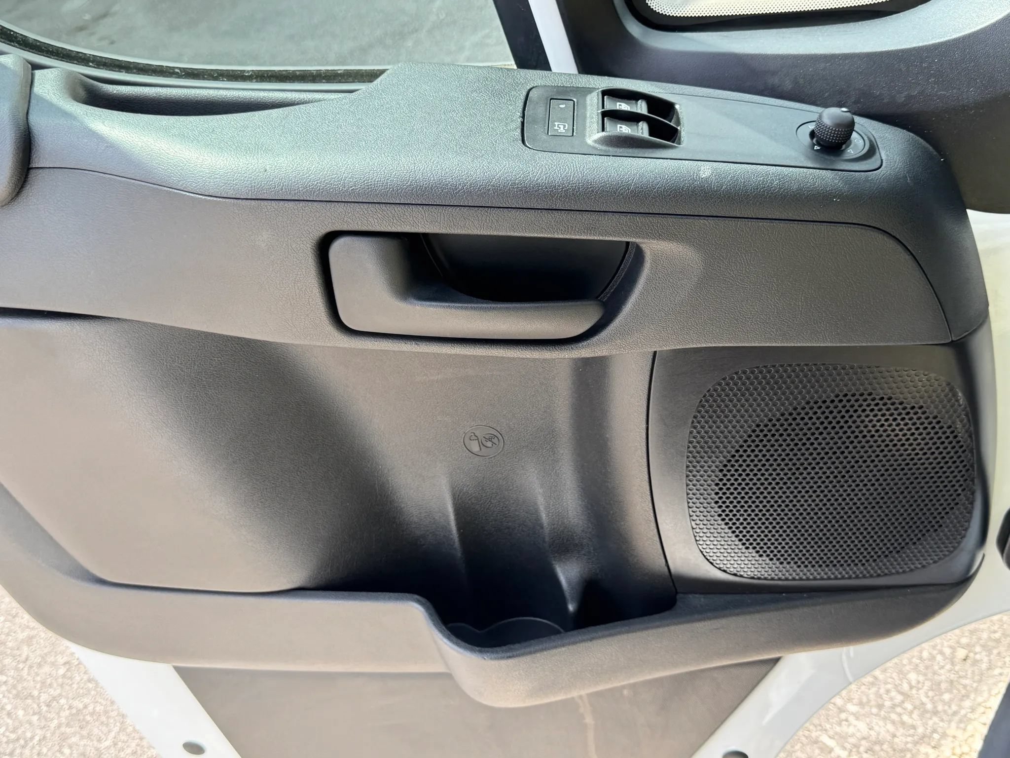 Used 2023 RAM ProMaster 2500 FWD image 29