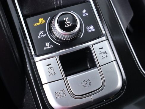 Used 2020 Kia Telluride S AWD/4WD image 27