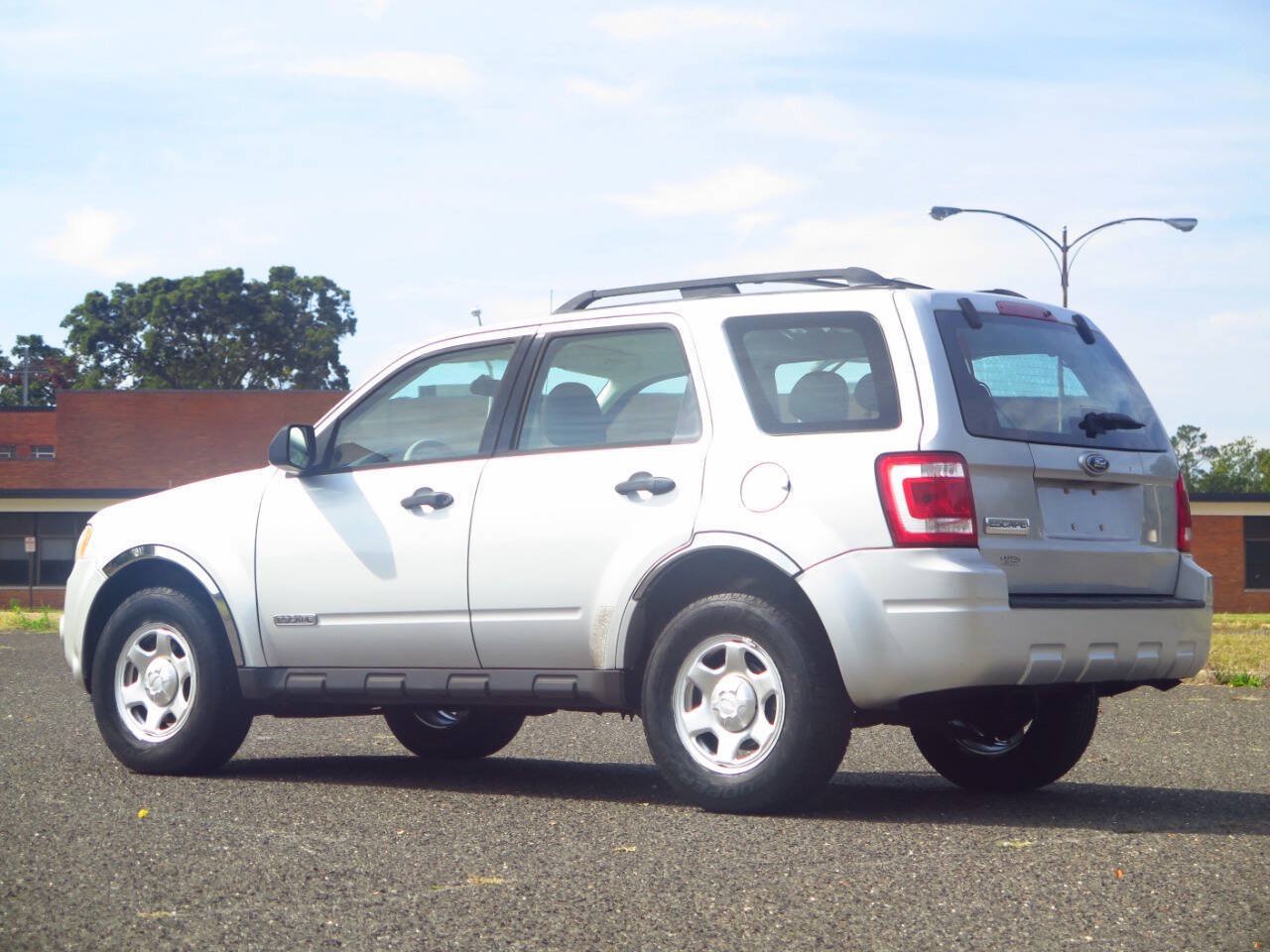 Used 2008 Ford Escape XLS FWD image 3