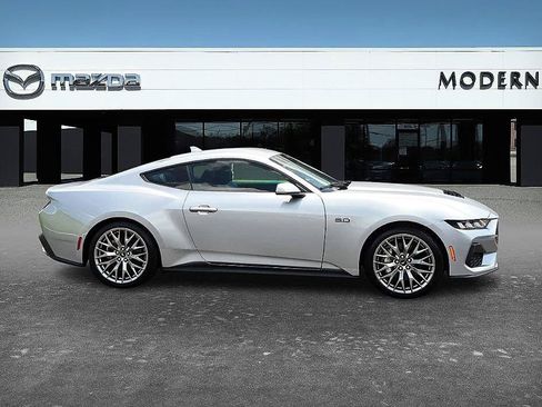 Used 2024 Ford Mustang GT Premium RWD image 6