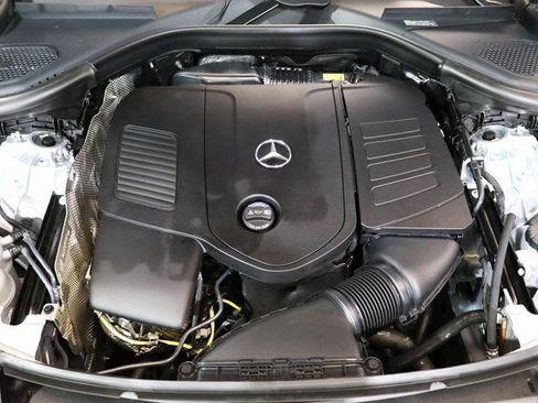 Used 2025 Mercedes-Benz GLC 350e 4MATIC w/ AMG Line image 28