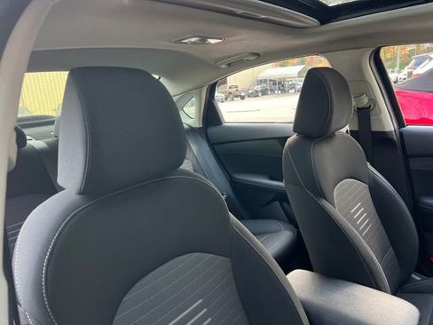 Used 2019 Kia Forte S w/ S Premium Package image 30