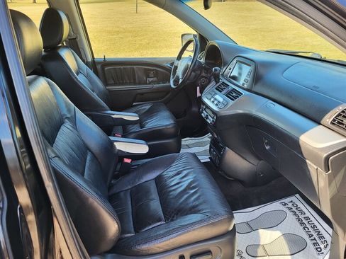 Used 2010 Honda Odyssey Touring image 12