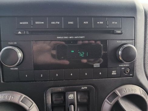 Used 2014 Jeep Wrangler Unlimited Sport w/ Quick Order Package 24S image 17