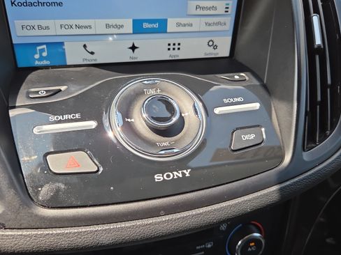 Used 2017 Ford Escape Titanium w/ Equipment Group 301A AWD/4WD image 30
