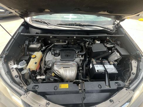 Used 2013 Toyota RAV4 XLE FWD image 45