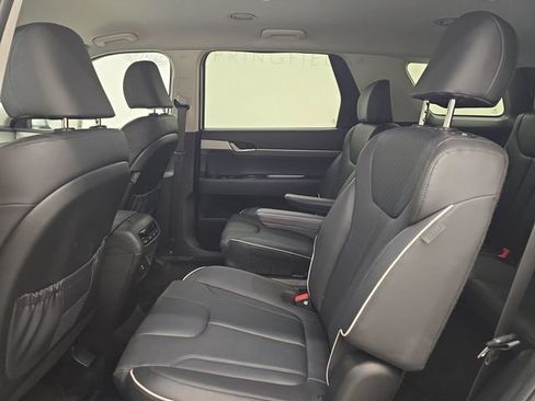 Used 2025 Hyundai Palisade SEL FWD image 17
