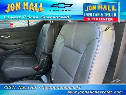 Used 2023 Chevrolet Traverse RS image 20