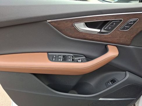 Used 2025 Audi Q7 3.0T Premium Plus image 14