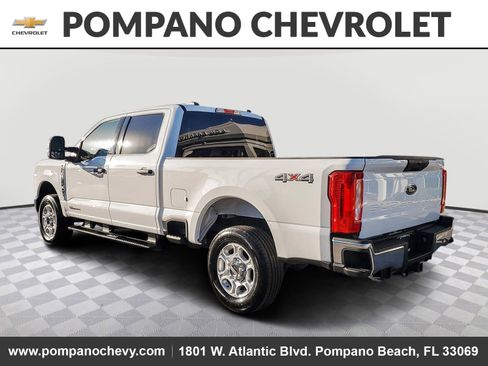 Used 2025 Ford F250 XLT image 5