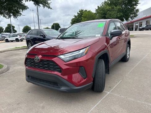 Used 2023 Toyota RAV4 LE FWD image 7