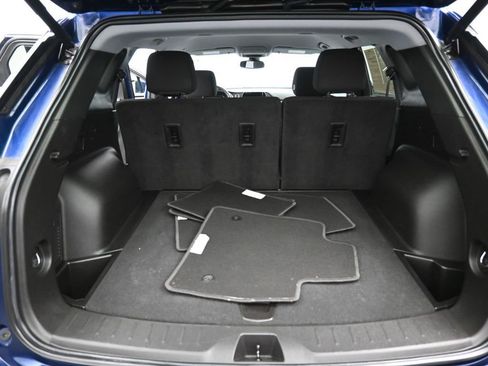 Used 2022 Chevrolet Blazer LT image 32