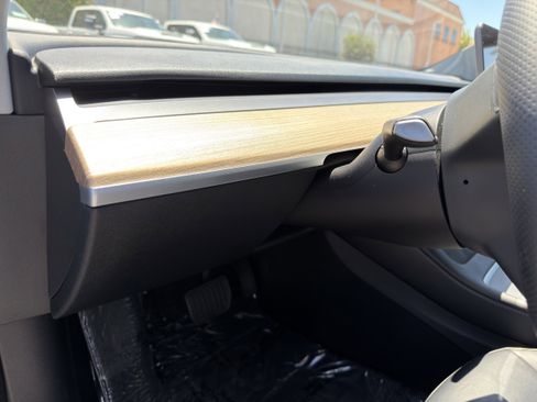 Used 2023 Tesla Model 3 Standard Range RWD image 24
