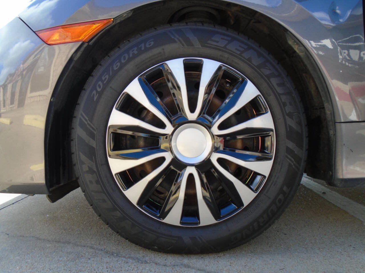 Used 2016 Honda Civic LX image 27