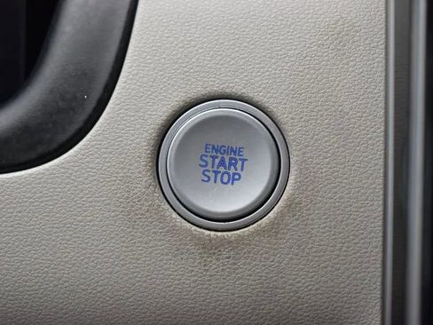 Used 2024 Hyundai Tucson Limited image 30