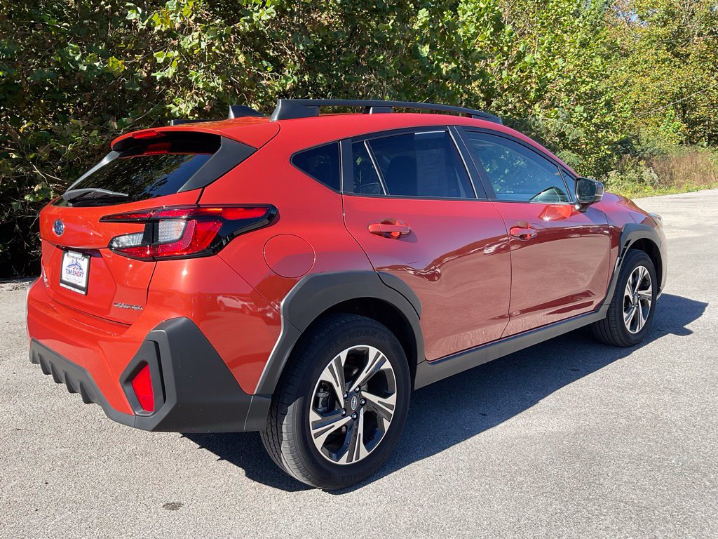 Used 2025 Subaru Crosstrek 2.5i Premium AWD/4WD image 6