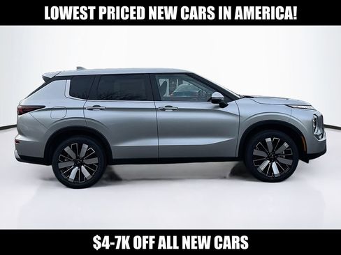 New 2026 Mitsubishi Outlander SE FWD image 8
