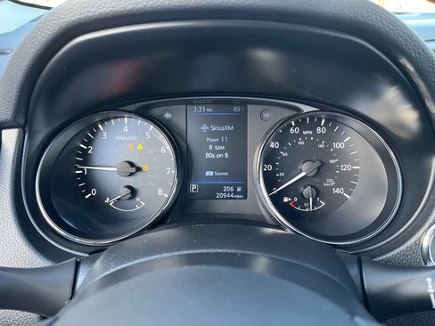 Certified 2022 Nissan Rogue Sport SV image 19